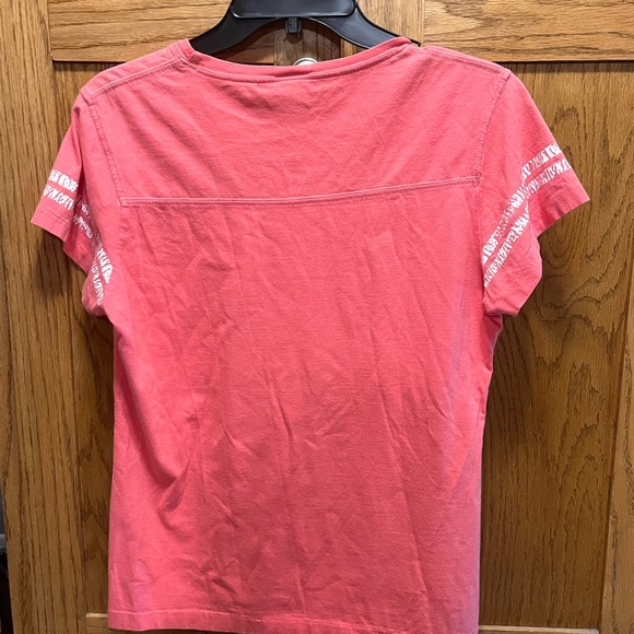 University of California Santa Barbara Pink T-Shirt - Picture 2 of 2